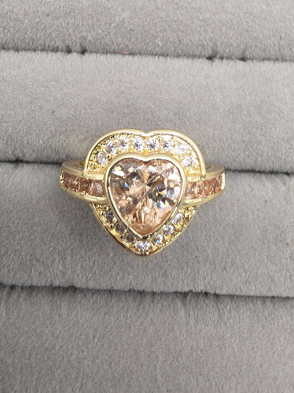 Gold-Tone Heart Halo Ring Size 7 with Peach Center Stone - Women's Jewelry